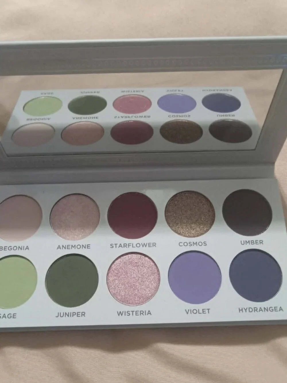 Ace Beaute, Violet Sage Eyeshadow Palette Limited Edition 10 Shades 18 g/0.63 oz